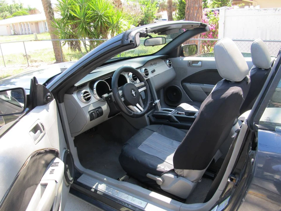 2009 Ford S197 Mustang - Image 6 of 11