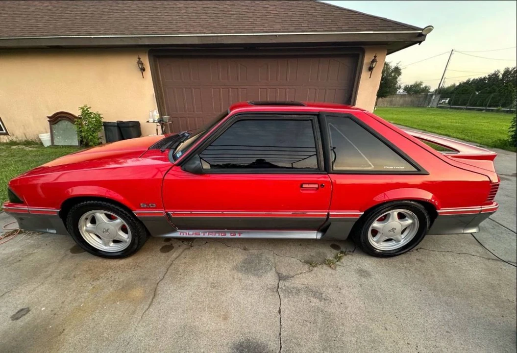 1992 Ford Mustang 3rd Gen - Image 5 of 9