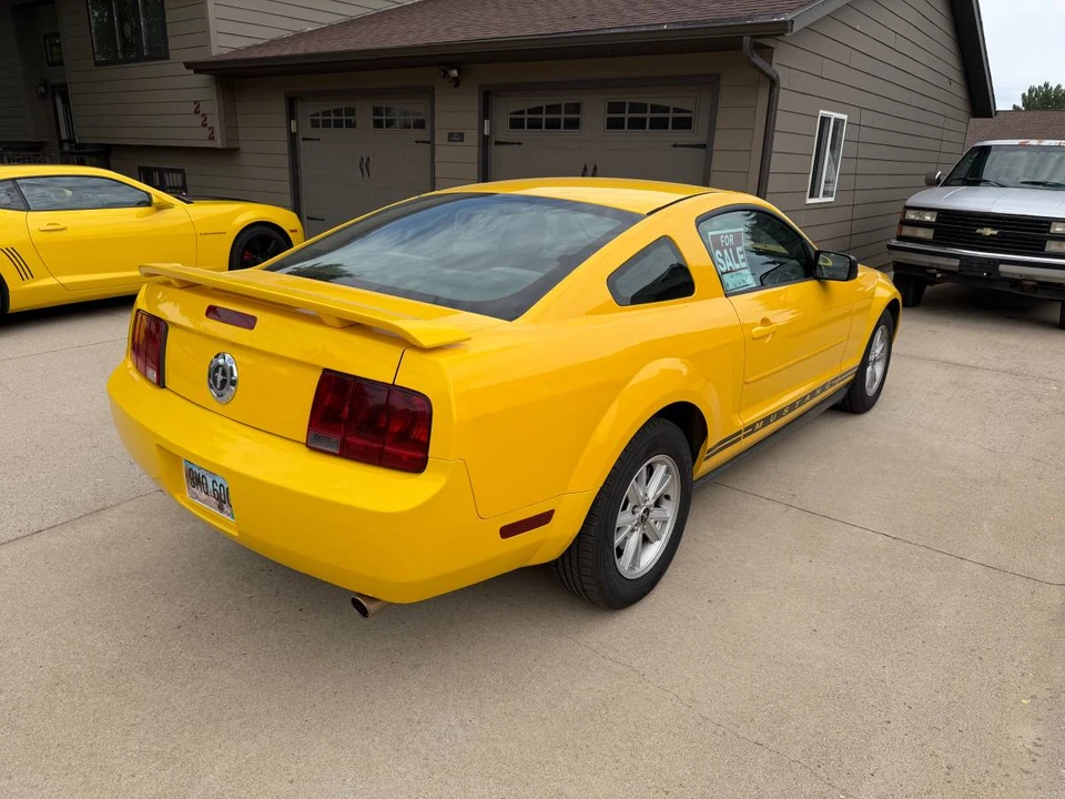 2005 Ford S197 Mustang - Image 8 of 17