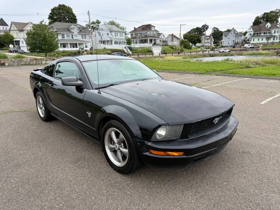 2009 Ford S197 Mustang - Image 2 of 24