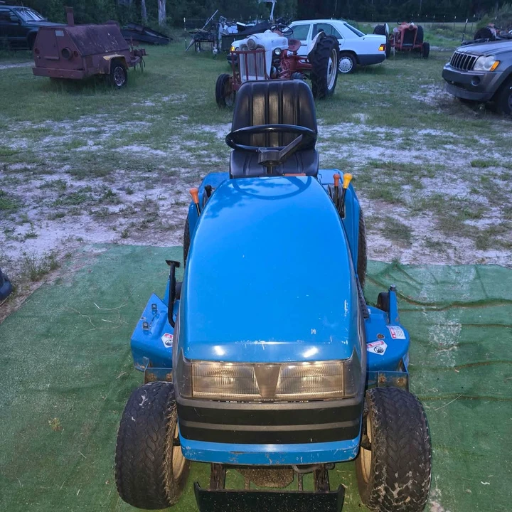 Ford Tractor - Image 3 of 3