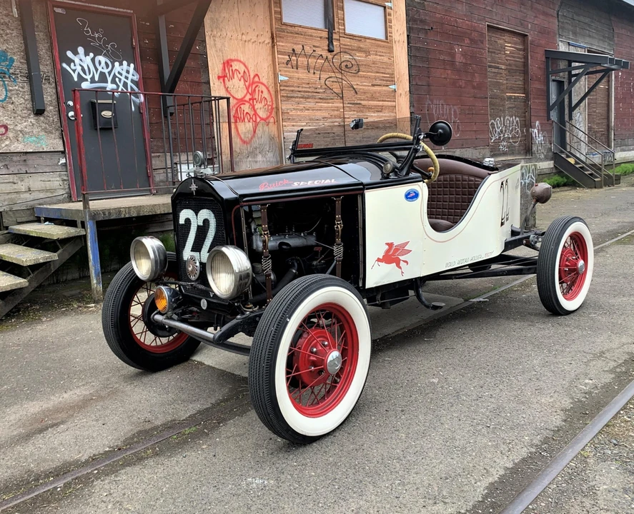 Buick Special - Image 5 of 31
