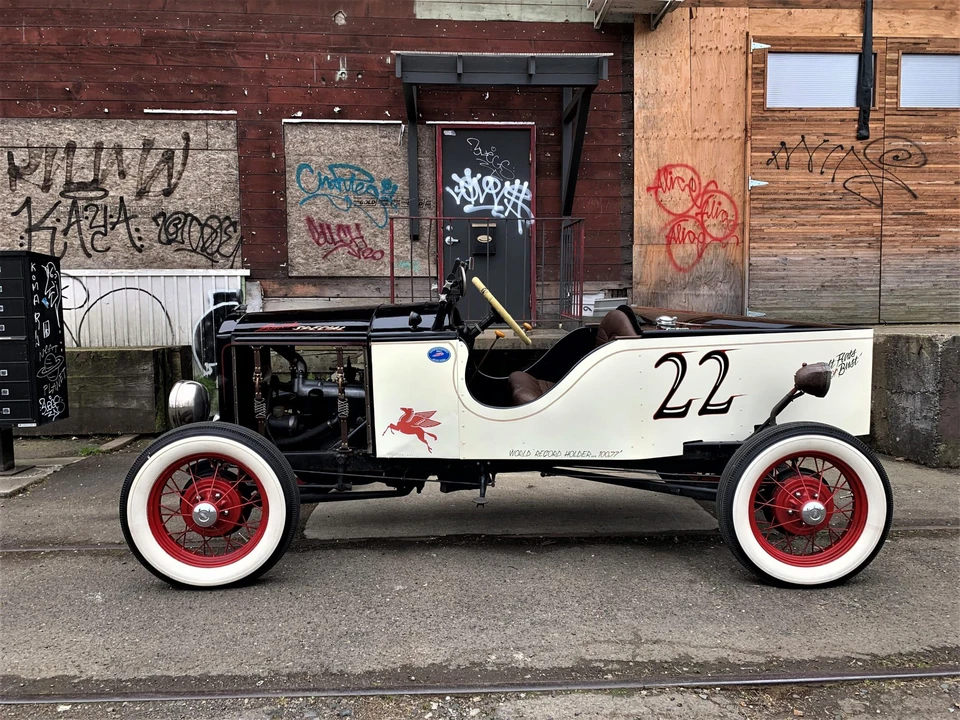 Buick Special - Image 8 of 31