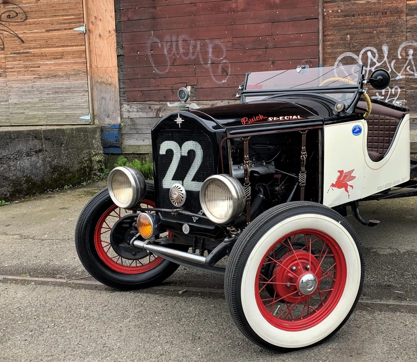 Buick Special - Image 17 of 31