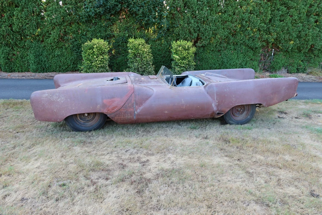 Ford Hot Rod - Image 7 of 31