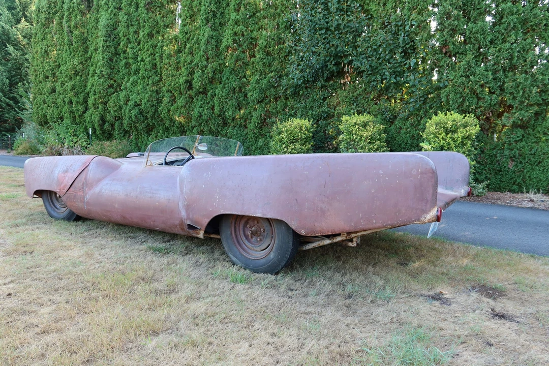 Ford Hot Rod - Image 10 of 31