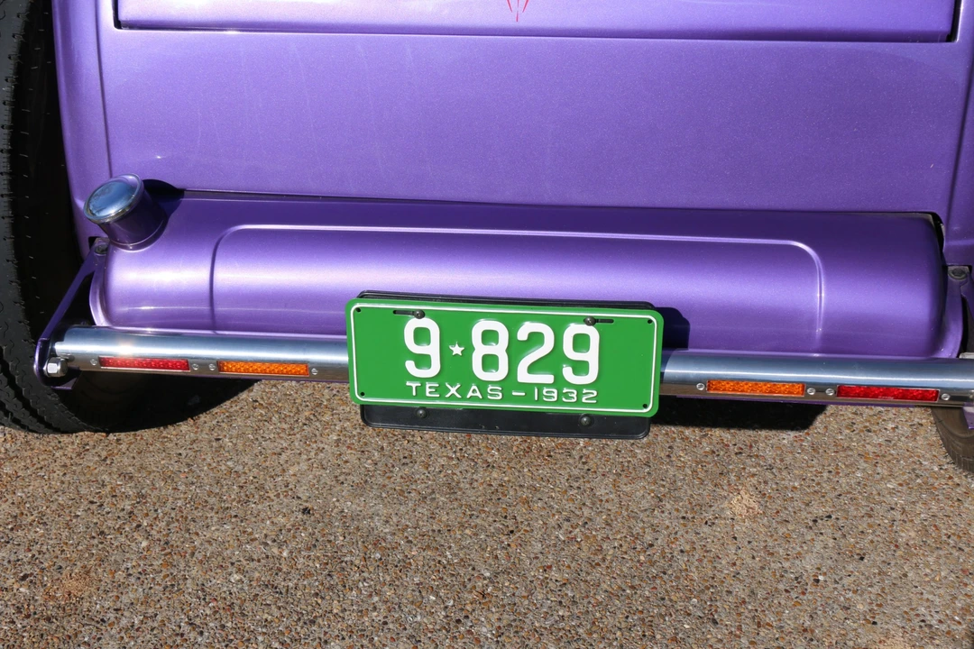 Ford Hot Rod - Image 10 of 31