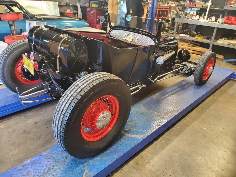 Ford Model T - Image 28 of 31