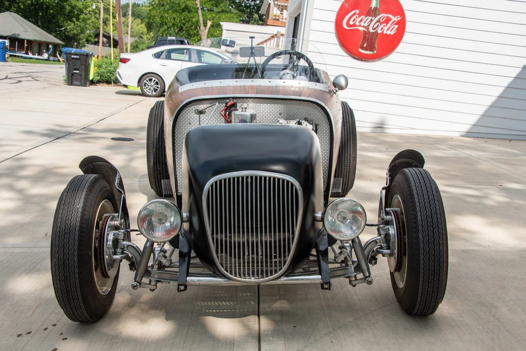 Ford Model 18 & 40 - Image 8 of 31