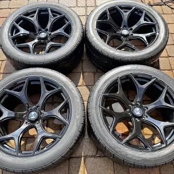 Ford Shelby F-150 22-inch Wheels and Tires Set