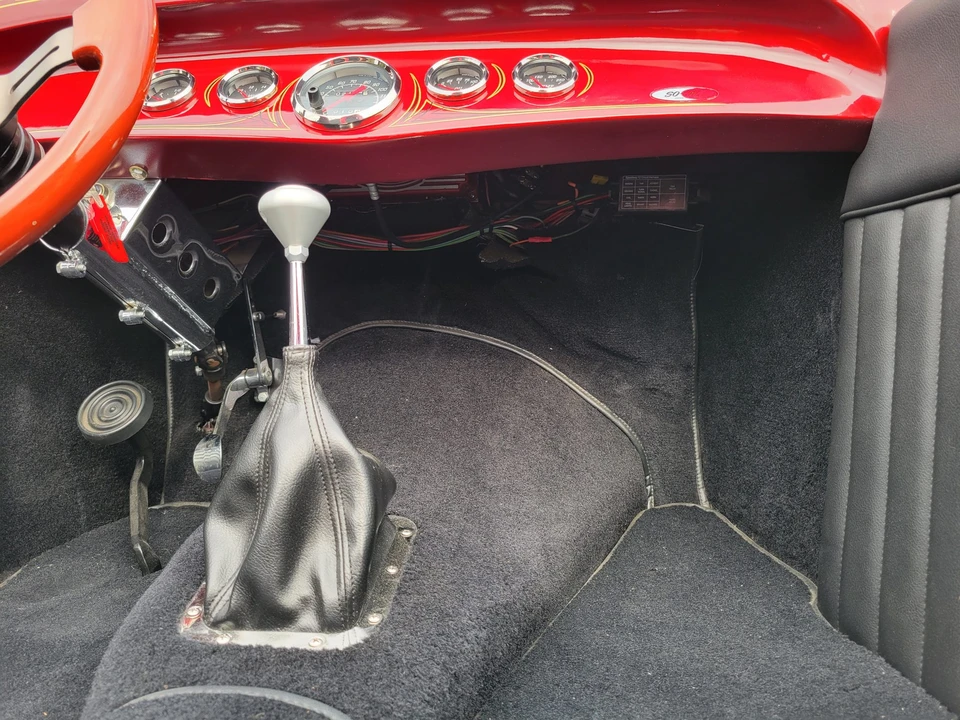 Ford Hot Rod - Image 25 of 31