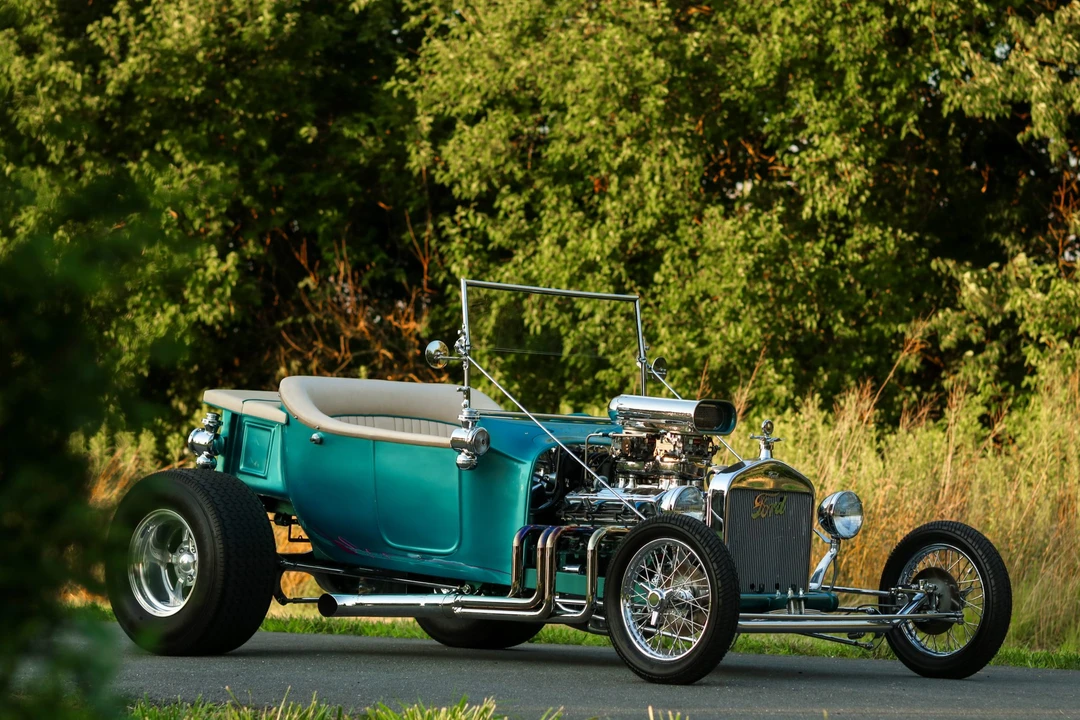 Ford Hot Rod - Image 17 of 31