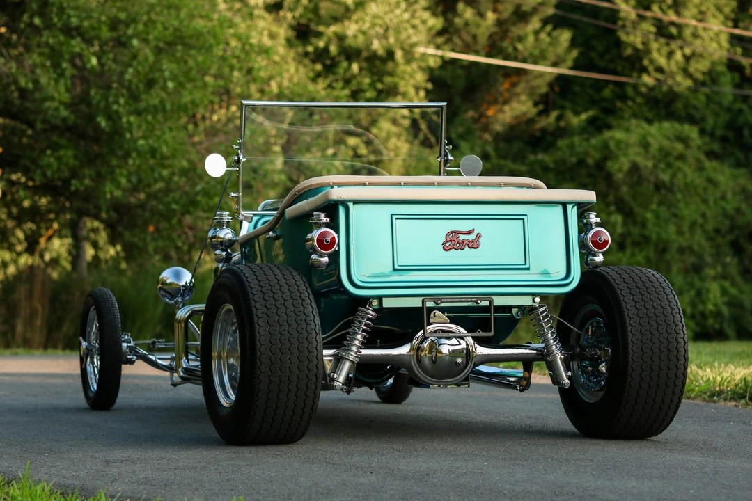 Ford Hot Rod - Image 9 of 31