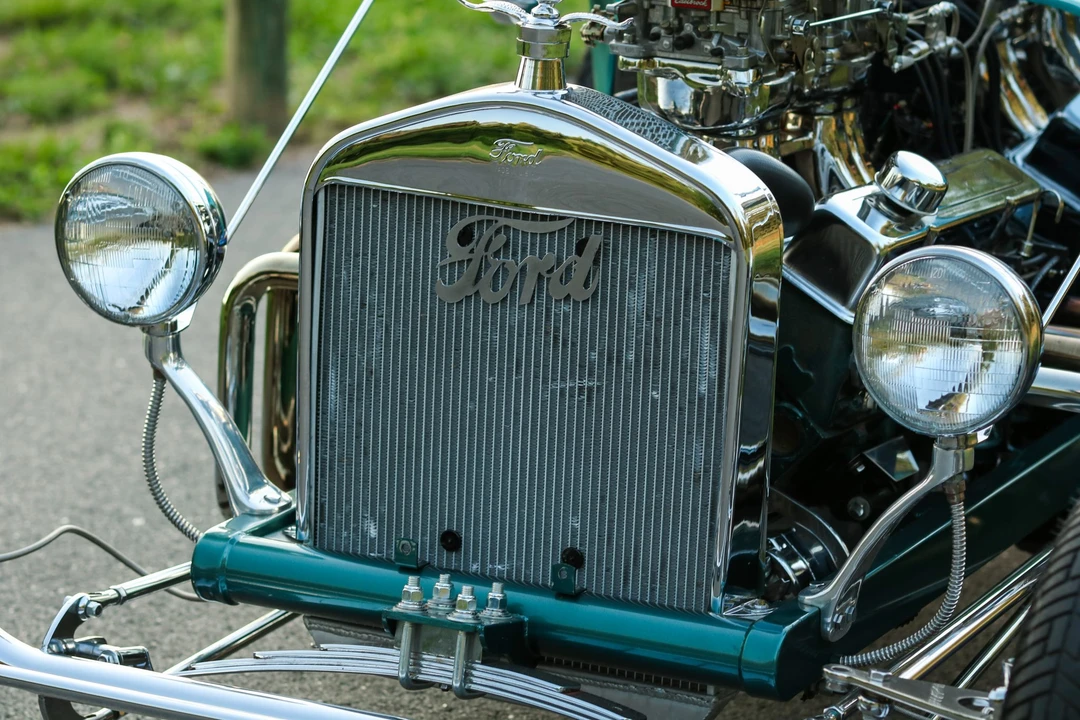 Ford Hot Rod - Image 31 of 31
