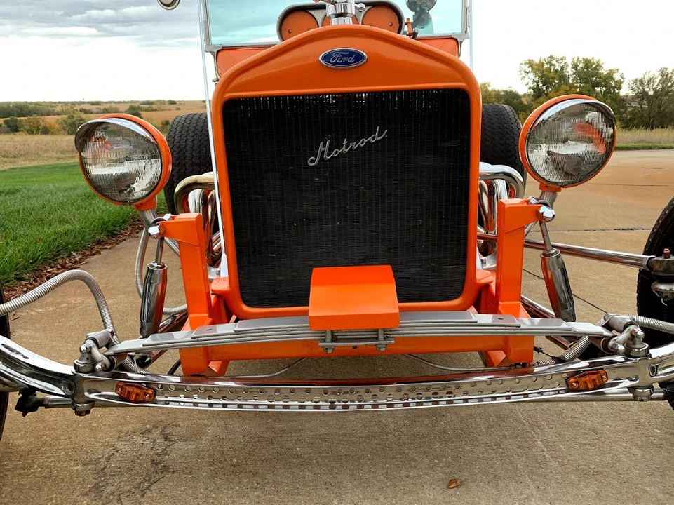 Ford Model T - Image 10 of 31