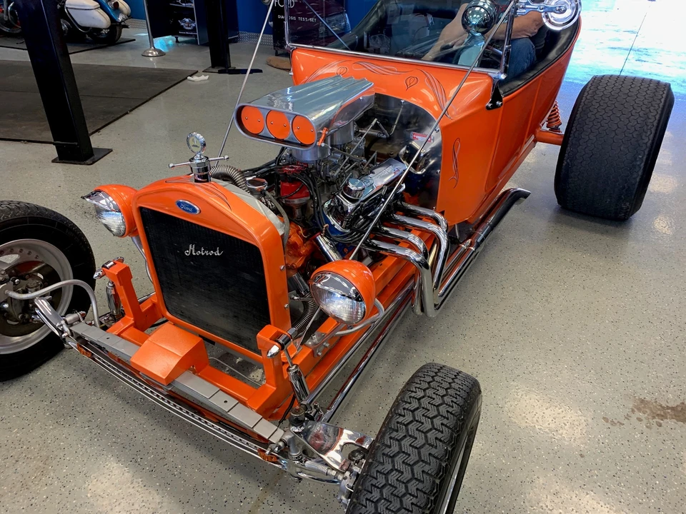 Ford Model T - Image 14 of 31