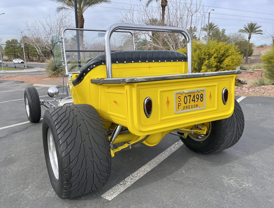 Ford Model T Pickup & Model TT - Image 17 of 31