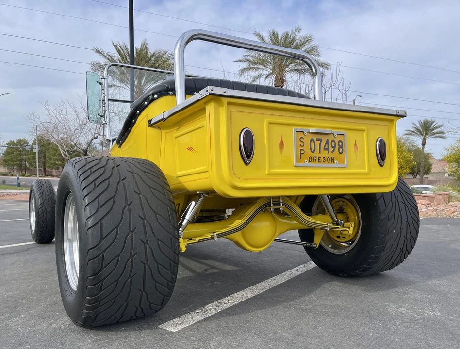 Ford Model T Pickup & Model TT - Image 18 of 31