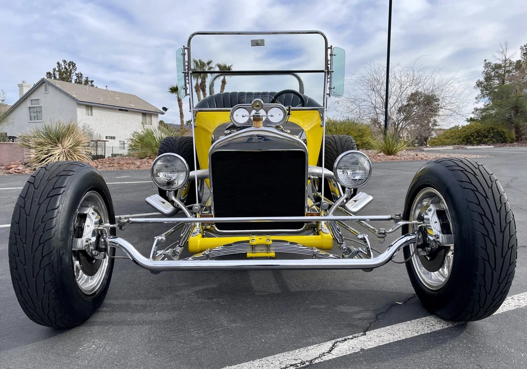 Ford Model T Pickup & Model TT - Image 25 of 31