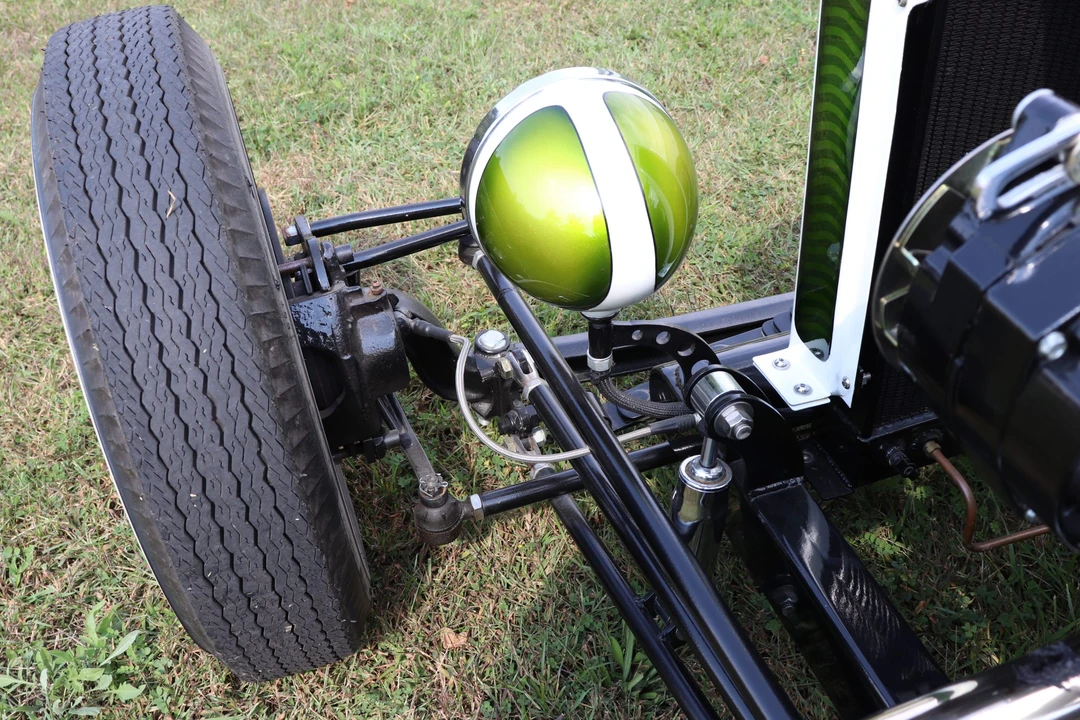 Ford Hot Rod - Image 30 of 31