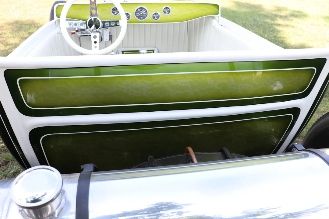 Ford Hot Rod - Image 18 of 31