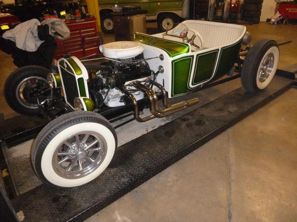 Ford Hot Rod - Image 9 of 31