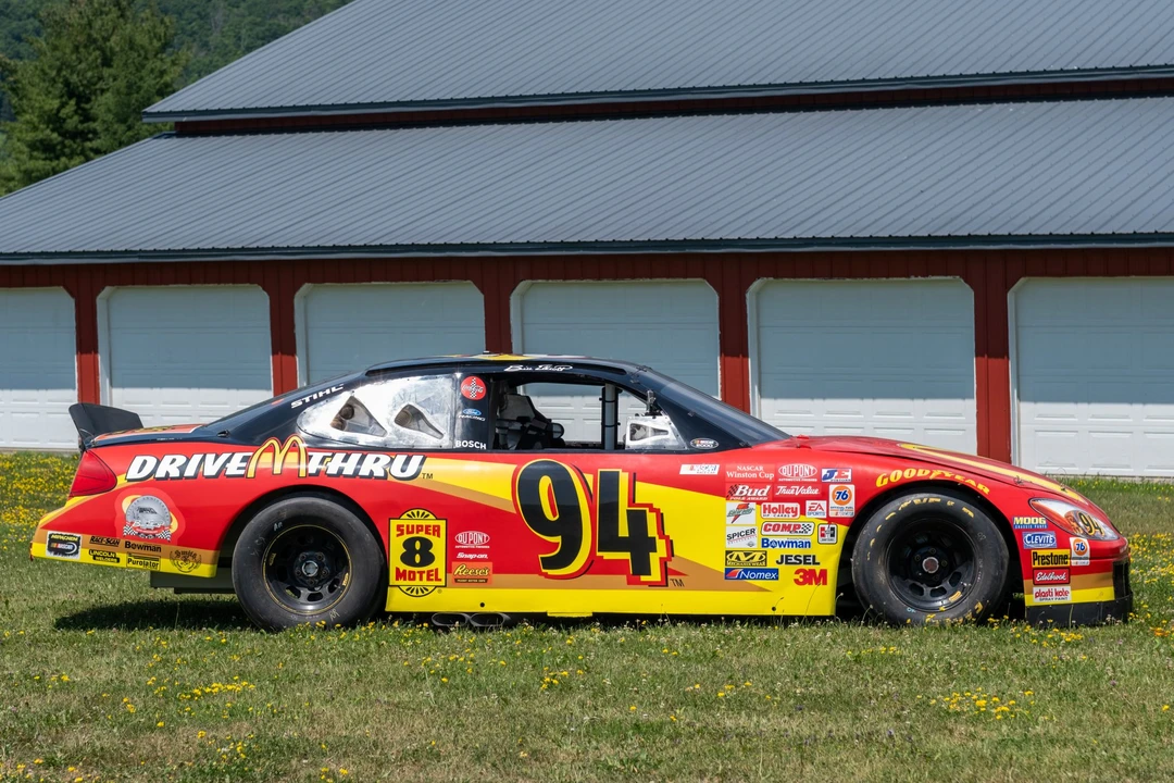 Ford Taurus - Image 4 of 31