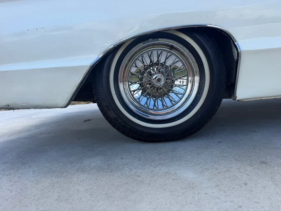 1964 Ford Thunderbird 4th Gen - Image 11 of 31