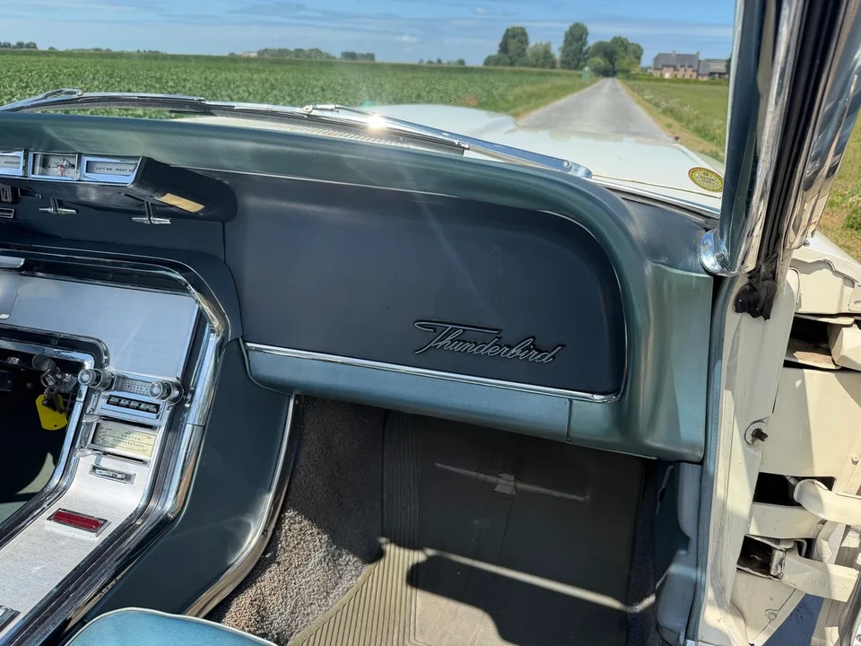 1964 Ford Thunderbird 4th Gen - Image 20 of 31