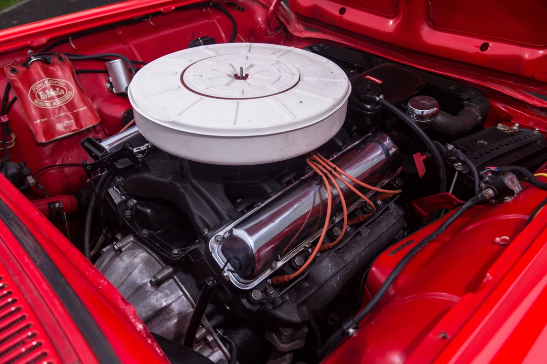 Ford Thunderbird 2nd Gen - Image 19 of 31