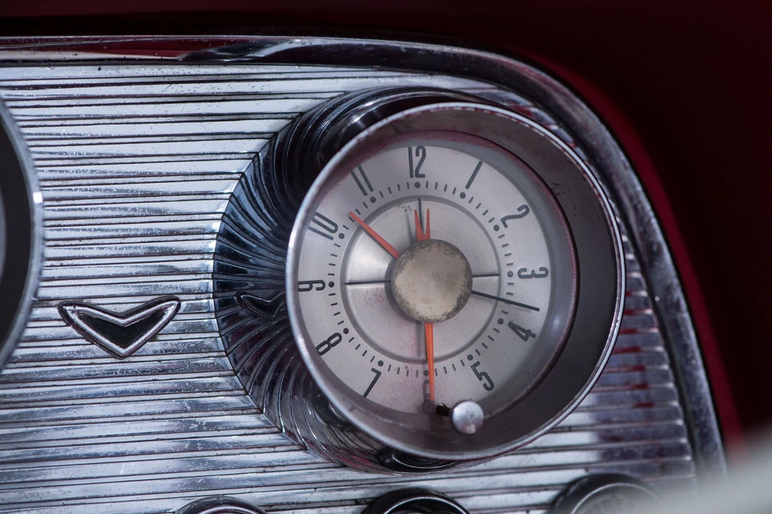 Ford Thunderbird 2nd Gen - Image 16 of 31