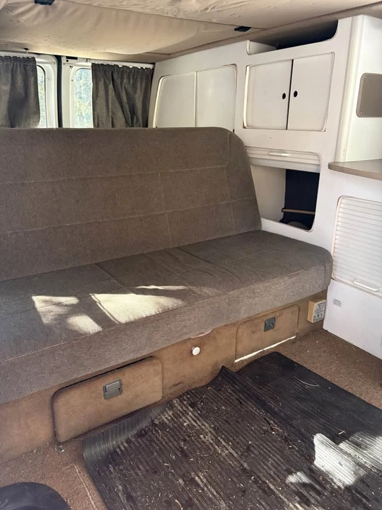2002 Ford Econoline Van - Image 8 of 8