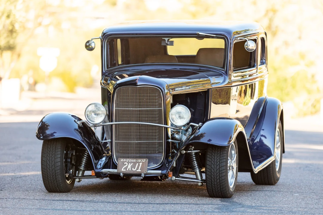 Ford Model 18 & 40 - Image 2 of 31