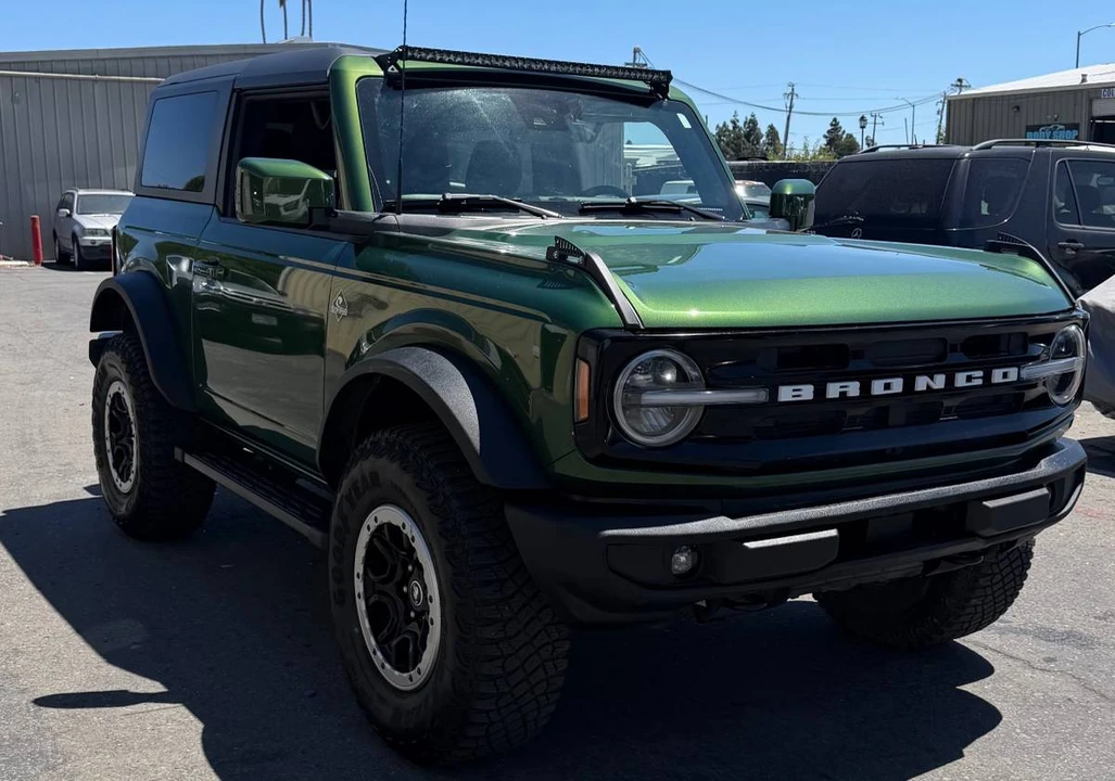 2023 Ford Bronco 6th Gen - Image 2 of 7