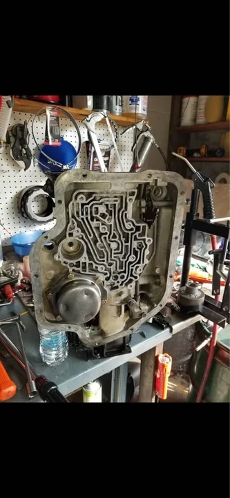Parts & Memorabilia Engines - Image 5 of 9