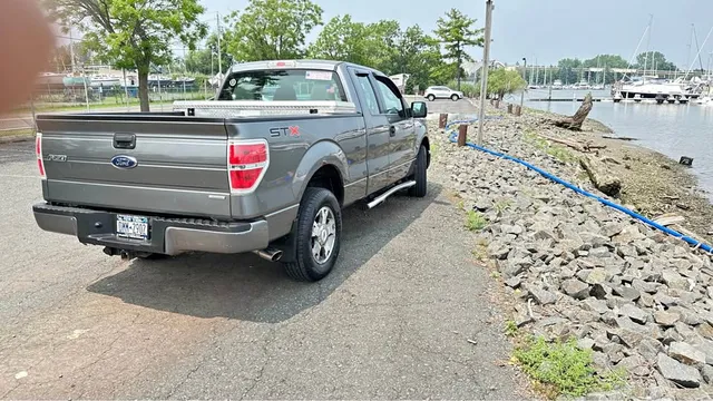2010 Ford F-150 STX