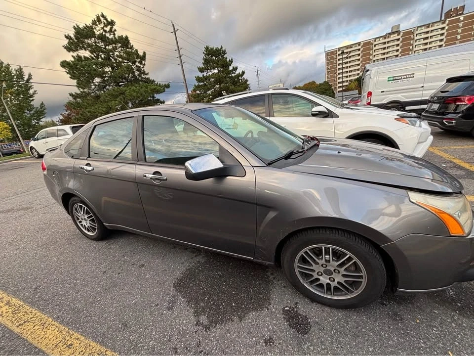 2011 Ford Focus 3rd Gen - Image 2 of 10