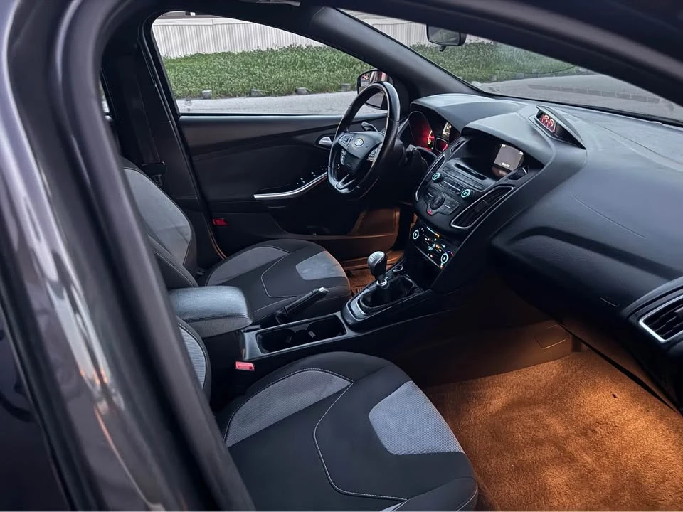 2017 Ford Focus ST 3rd Gen - Image 5 of 5