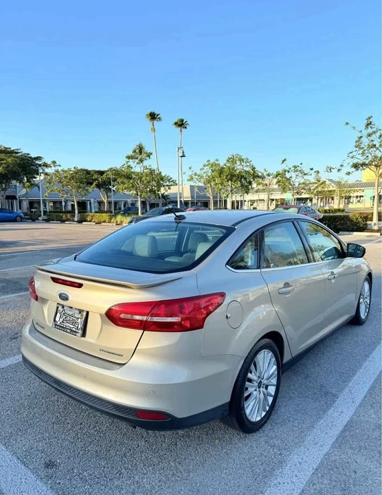 2018 Ford Focus 3rd Gen - Image 5 of 10