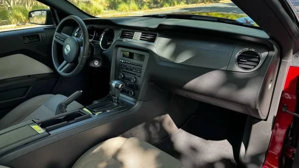 2012 Ford S197 Mustang - Image 13 of 13