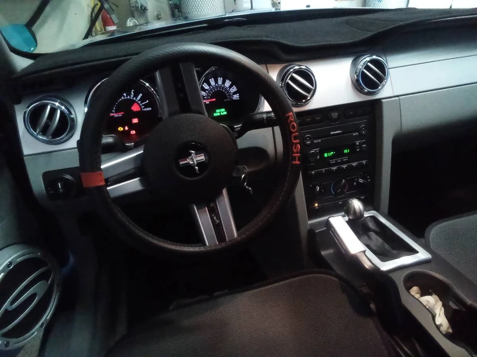 2005 Ford S197 Mustang GT - Image 2 of 16