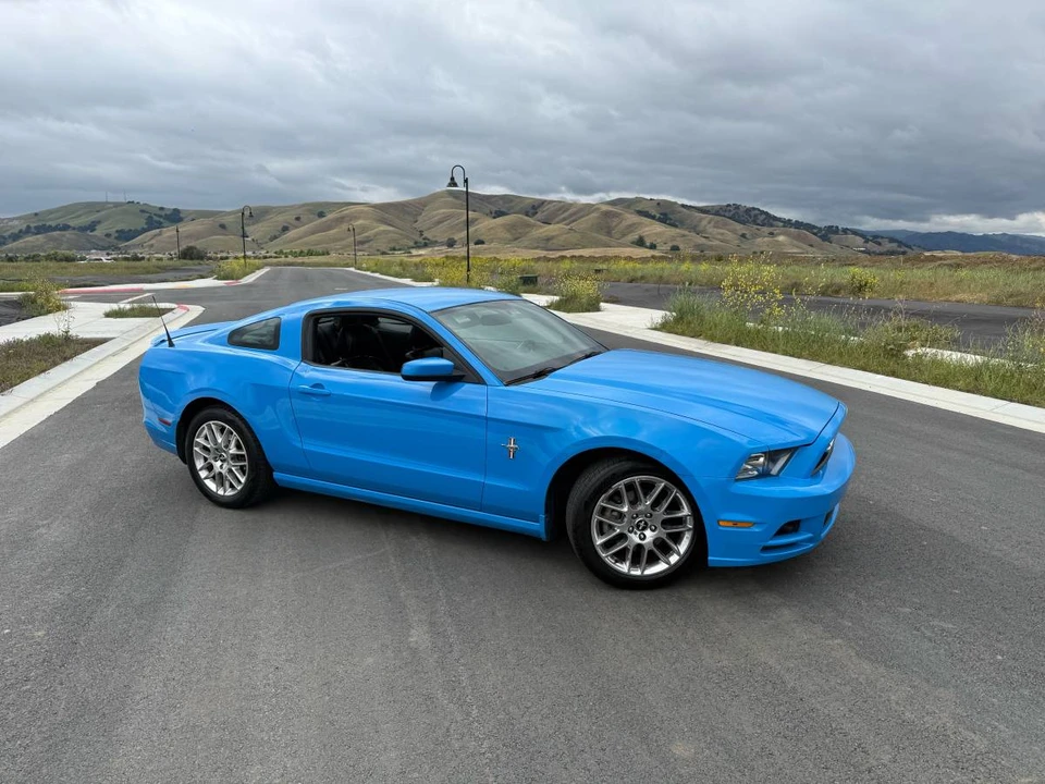 2013 Ford S197 Mustang - Image 3 of 20