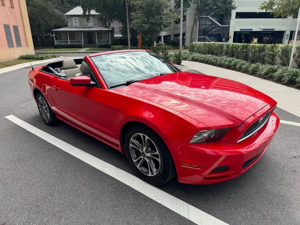 2014 Ford S197 Mustang - Image 7 of 10