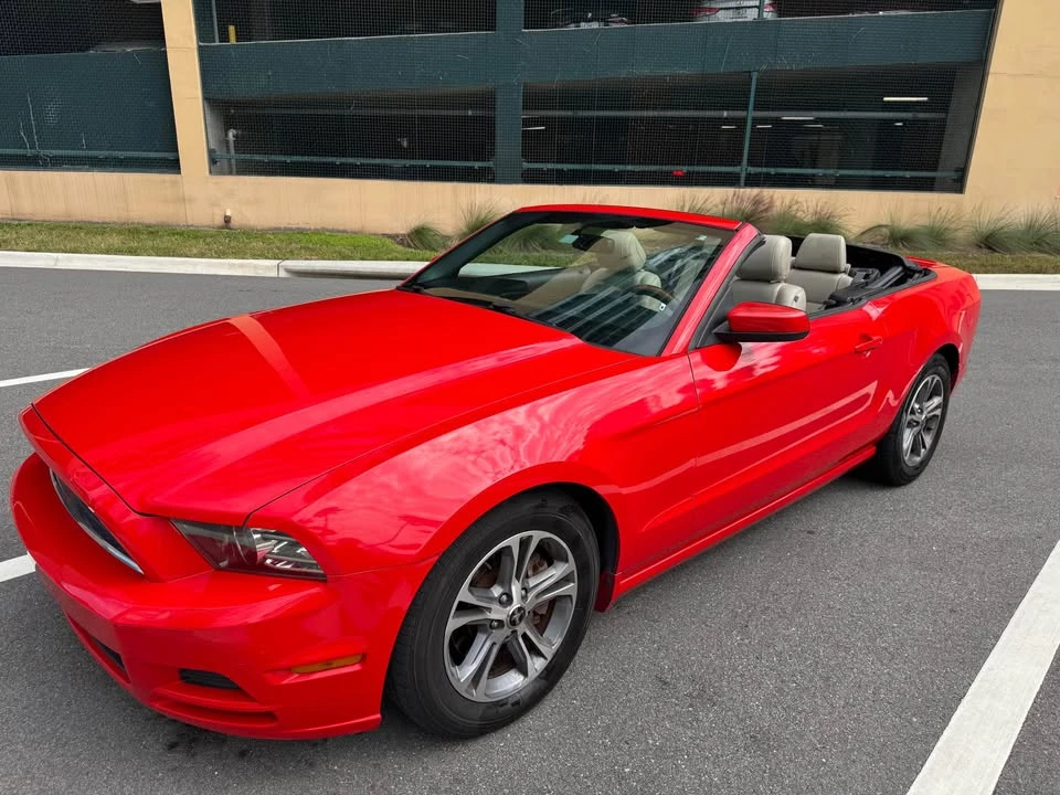 2014 Ford S197 Mustang - Image 8 of 10