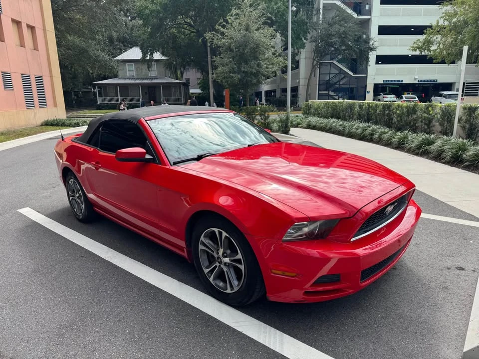 2014 Ford S197 Mustang - Image 2 of 10