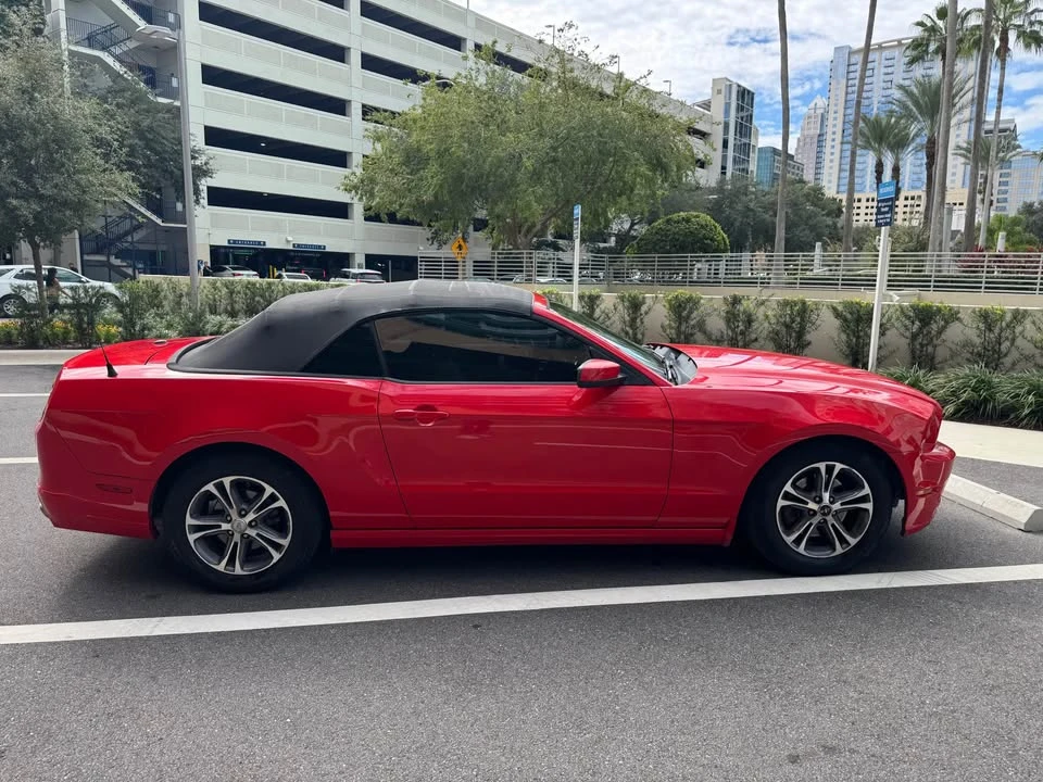 2014 Ford S197 Mustang - Image 3 of 10