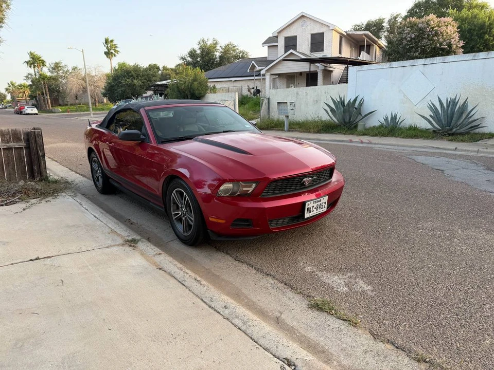 2010 Ford S197 Mustang - Image 5 of 22