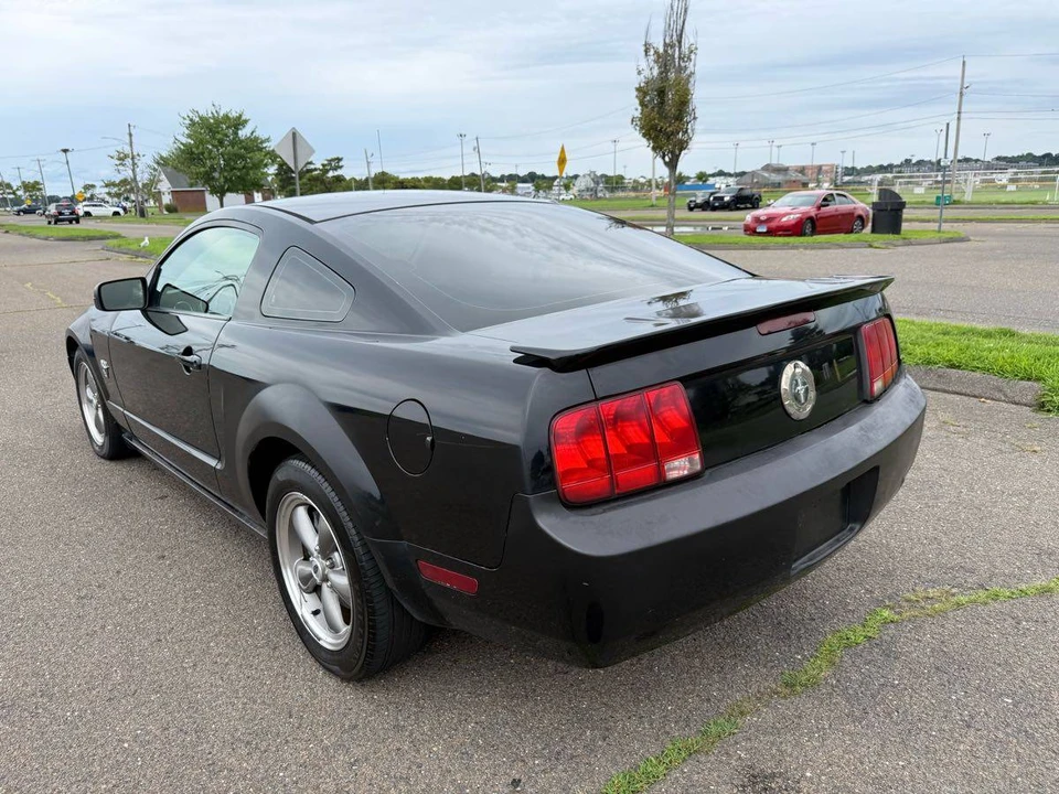 2009 Ford S197 Mustang - Image 12 of 24