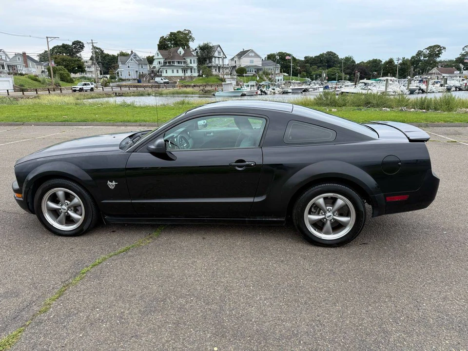 2009 Ford S197 Mustang - Image 23 of 24