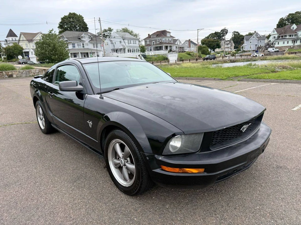 2009 Ford S197 Mustang - Image 2 of 24